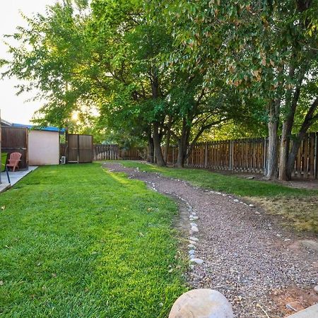 Cozy Adventure Pad Near Downtown - Rose Tree 2 Villa Moab Luaran gambar