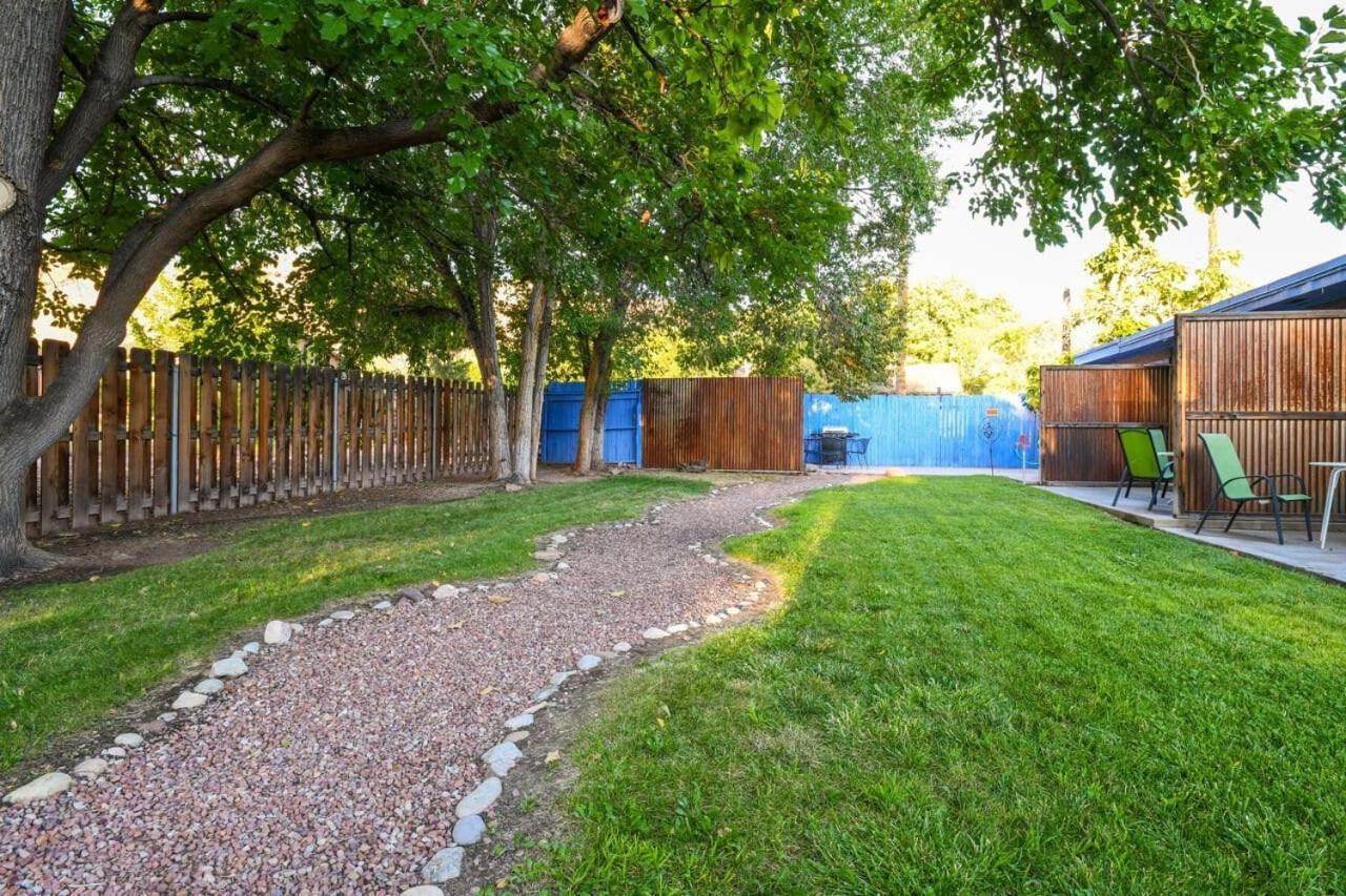 Cozy Adventure Pad Near Downtown - Rose Tree 2 Villa Moab Luaran gambar