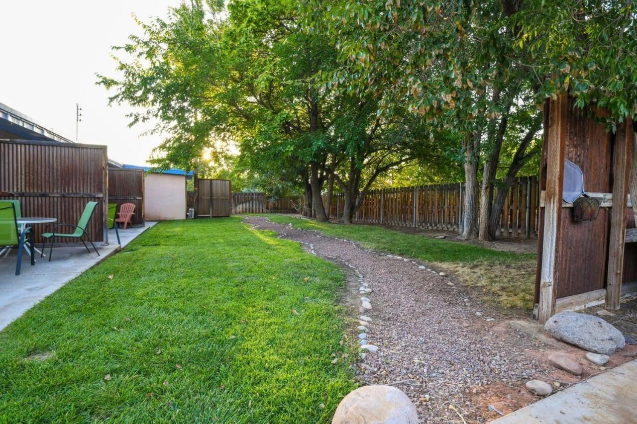 Cozy Adventure Pad Near Downtown - Rose Tree 2 Villa Moab Luaran gambar